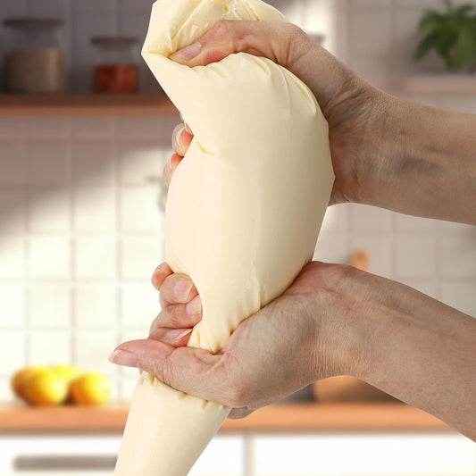 Piping Bags 18 Inch 100 Pcs Anti Burst Pastry Bags Disposable Tipless Icing Bag for Cake Decorating