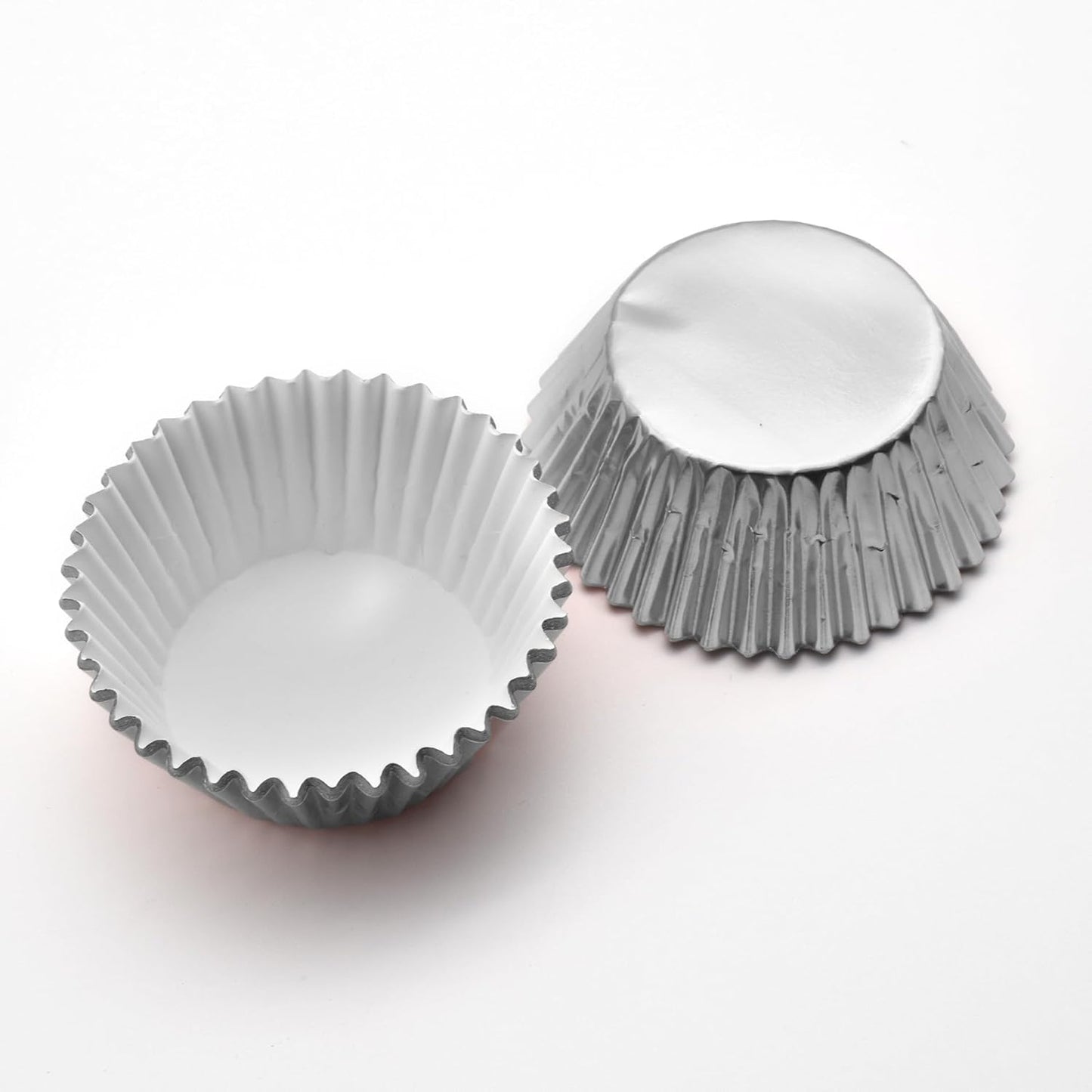 200 Pcs Gold Foil Cupcake Liners Standard Baking Cups Muffin Paper Cases
