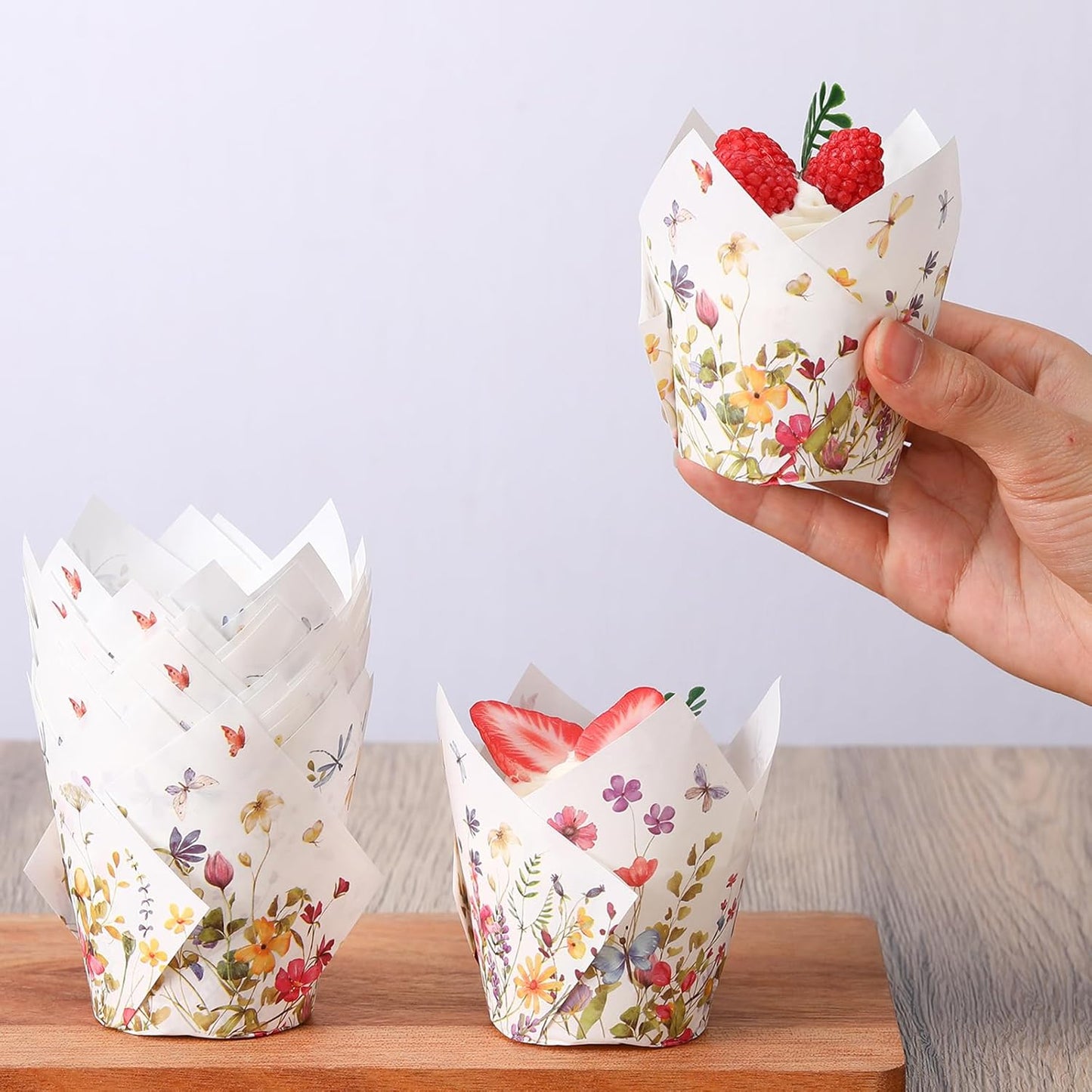 Vesici 200 Counts Wildflower Tulip Cupcake Liners Wildflower Baby Shower Decorations Liners Tulip for Baking Cups for Spring Easter Bridal Shower Wedding Festival Party