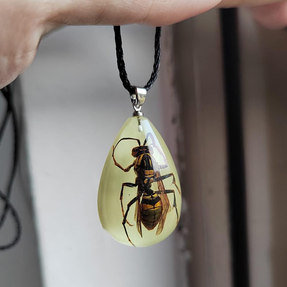 Glow in the Dark Necklace Black Scorpion Amber Resin Adjustable Necklace Pendent with Insect Sample Inside Birthday Gift for Lover Friends
