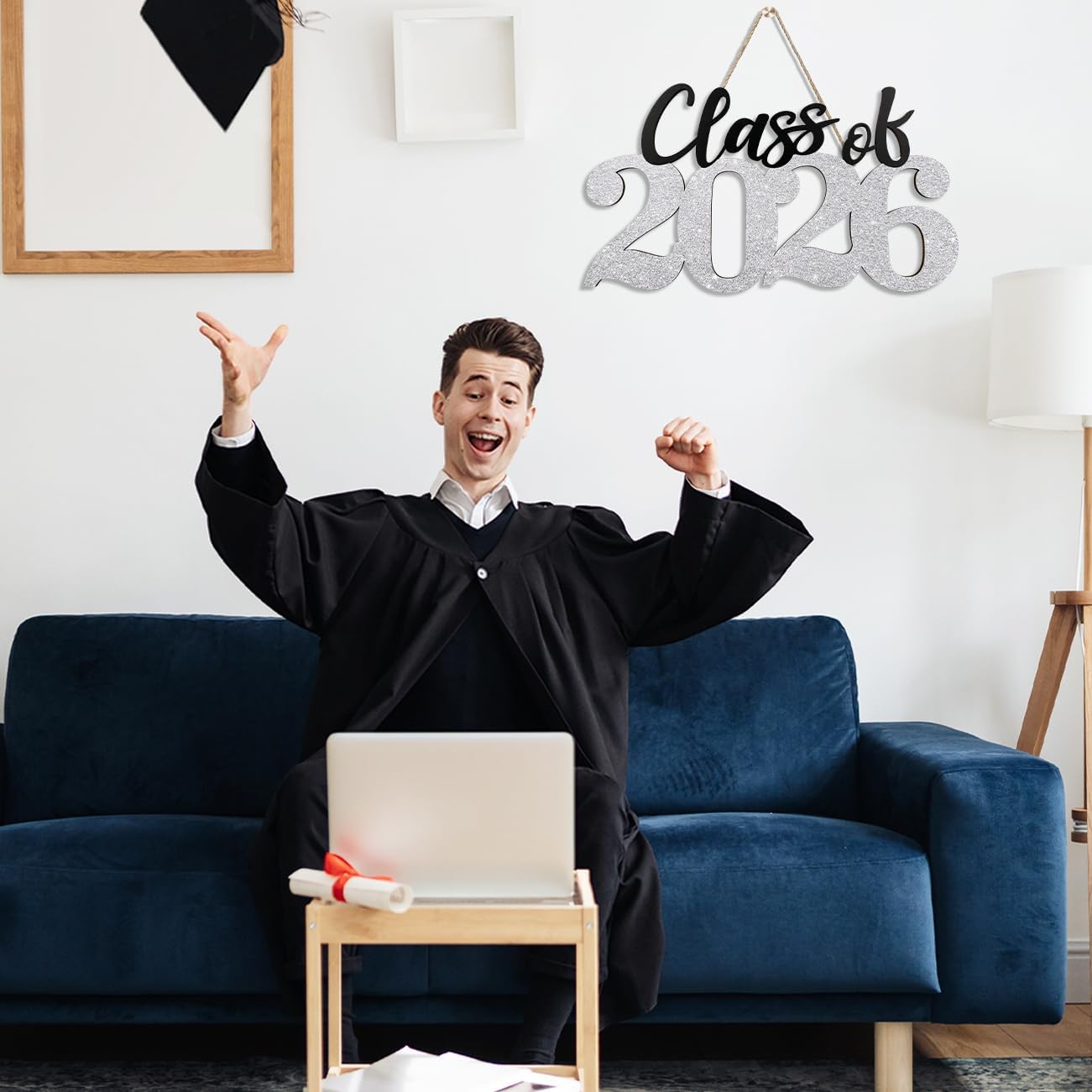 Class of 2026 Wooden Sign Graduation Party Decorations 2026 White Graduation Photo Booth Prop Senior2026 Sign for High School College Party