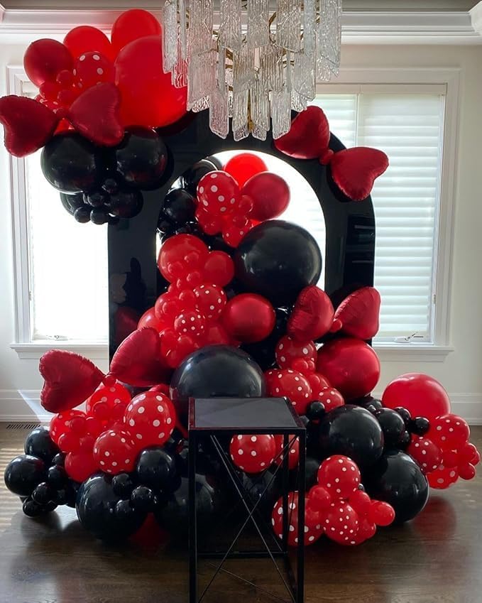 153Pcs Black and Silver Balloons Garland Arch Kit with Stars - 22 18 12 10 5 inch Different Size Black Metallic Silver Confetti Latex Balloon for Birthday Graduation New Year Party Decorations