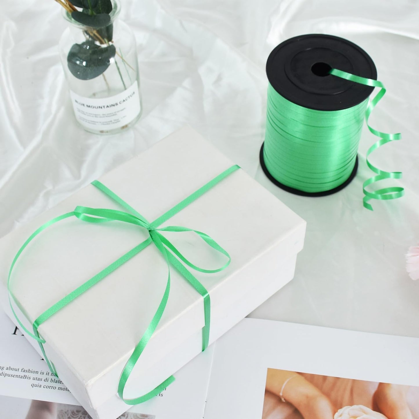 TONIFUL 500 Yards Curling Ribbon-Balloon Ribbon-Balloon String for Art&Craft Decor,Gift Wrapping,Ribbons and Bows for Christmas New Year Birthday Gifts (Silver)