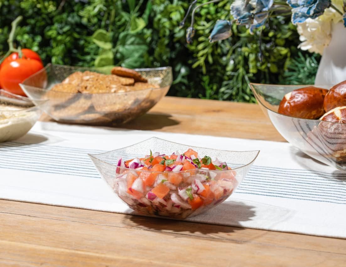 Posh Setting - Clear Plastic Serving Bowls for Party (8oz - 4 Pack) Square, Disposable, Salad & Fruit Bowls for Party Table, Candy Containers for Candy Buffet