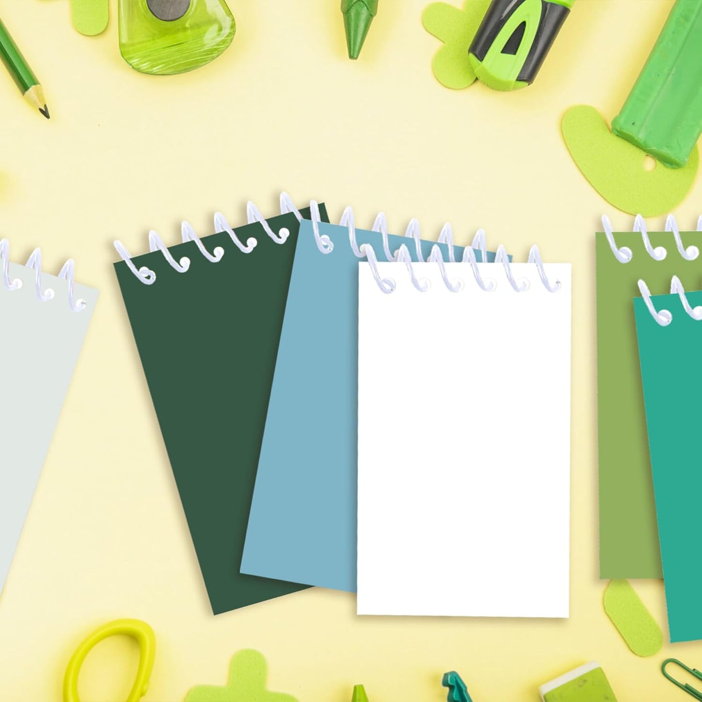 24 Pcs Gradient Green Mini Pocket Notebooks 2.36 x 3.94 Inch Green Pattern Small Notepads Spring Them Birthday Party Favors Gift for Office School Teacher Classroom Rewards Supplies