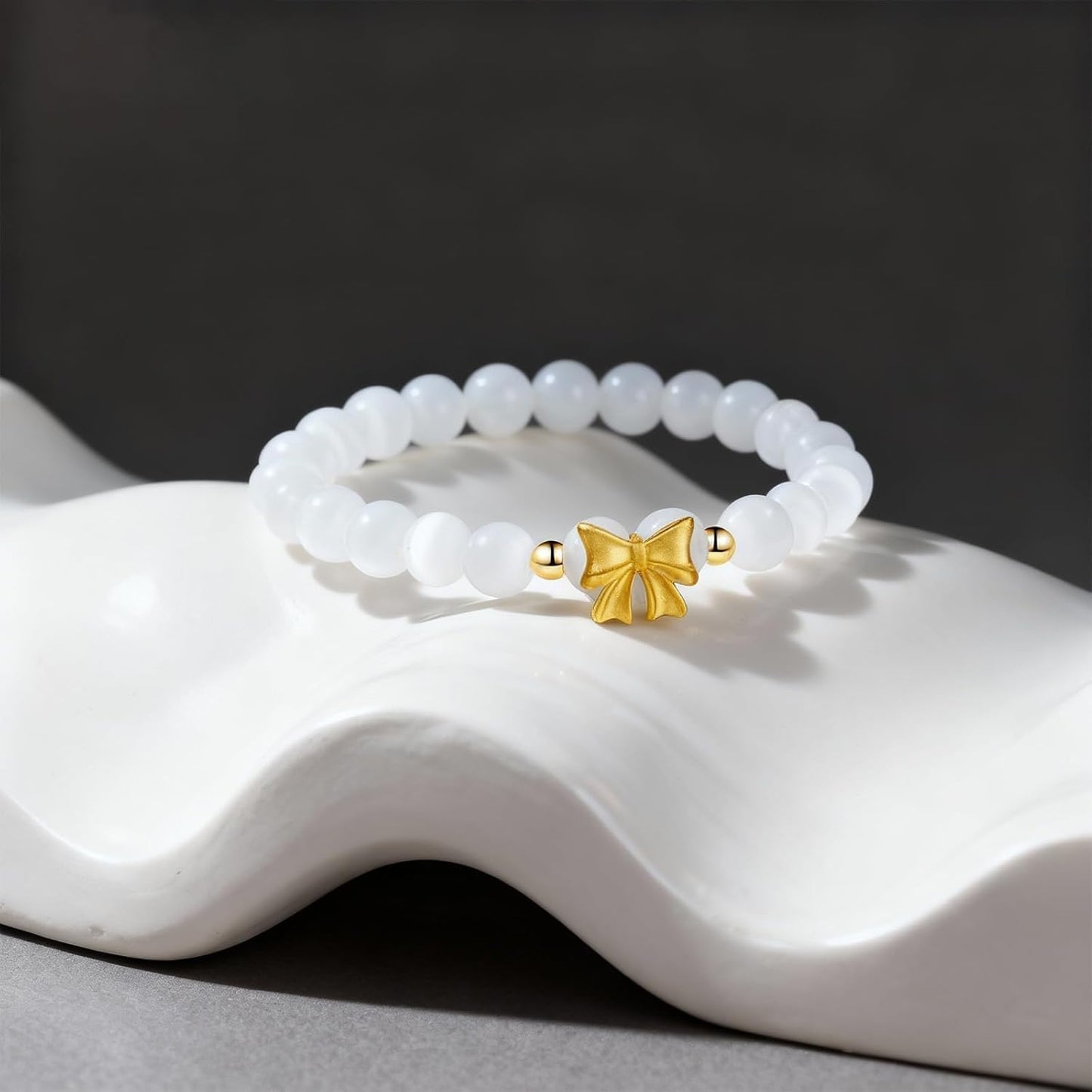 Long tiantian Moonstone Bracelet Glow in the Dark Bracelets Moonstone Jewelry for Women Crystal Bracelet Glow in the Dark Jewelry for Women Trendy Gifts for Christmas