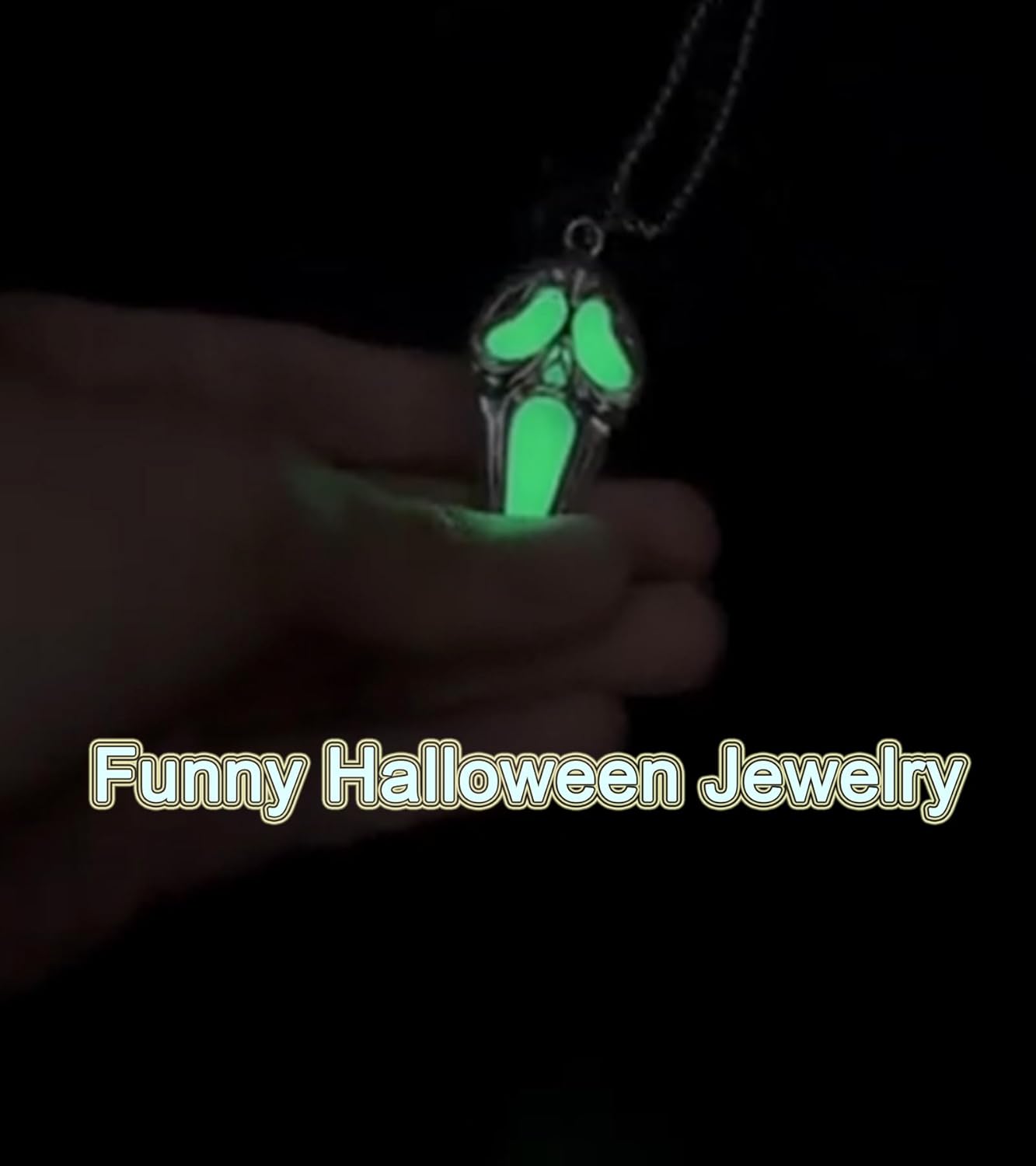 Longita Ghostface Necklace Glow in the Dark Scream Skull Necklaces for Women Men Halloween Necklace Light Up Ghost Face Necklaces Party Jewelry 1pcs