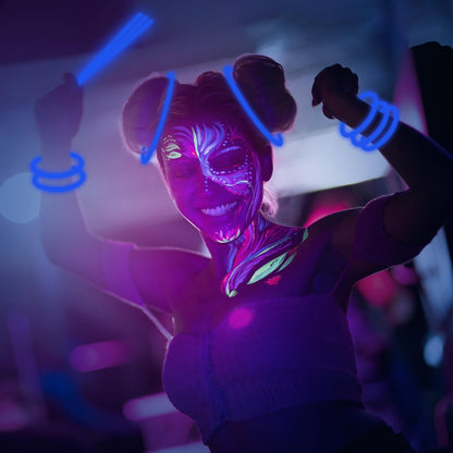 300 PCS Glow Sticks Bulk Glow Bracelet and Necklaces with 150PCS Connectors 8" Glowsticks Light Up Neon Party Favors for July 4th Halloween Wedding Birthday Hawii Carnival(RedBlueWhite)