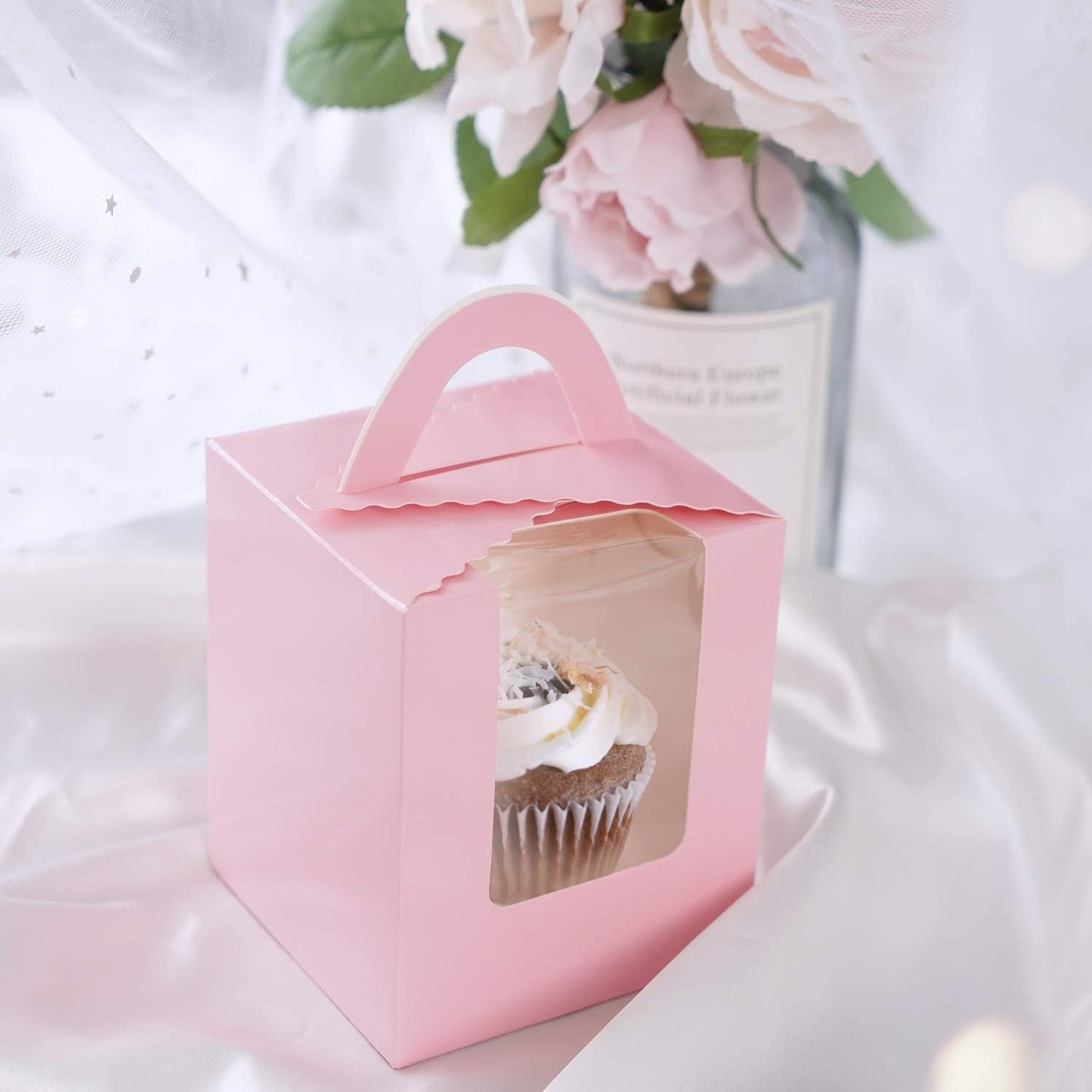 EUSOAR Gold Cupcake Boxes, 25pcs 3.6"x 3.6"x 4.3" Single Cupcake Carrier with Window Insert and Handle, Kraft Pastry Containers, Muffins Cupcake Carriers for Bakery Wrapping Party Favor Packing