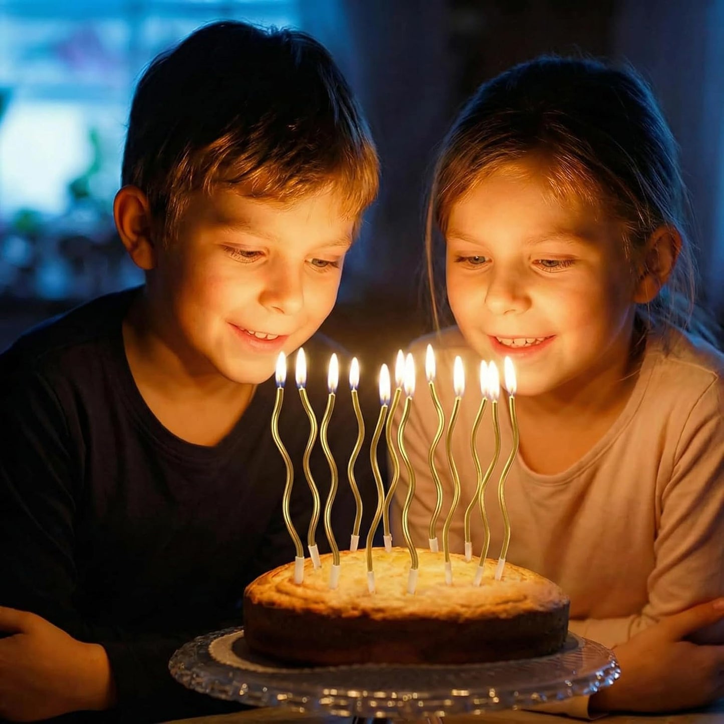 12-Count Spiral Birthday Candles, Long Twisty Gold Party Candles with Candle Holders, Long Burning for Weddings, Birthdays, Party Decorations, Cupcakes, Anniversary and Meetups (Gold)