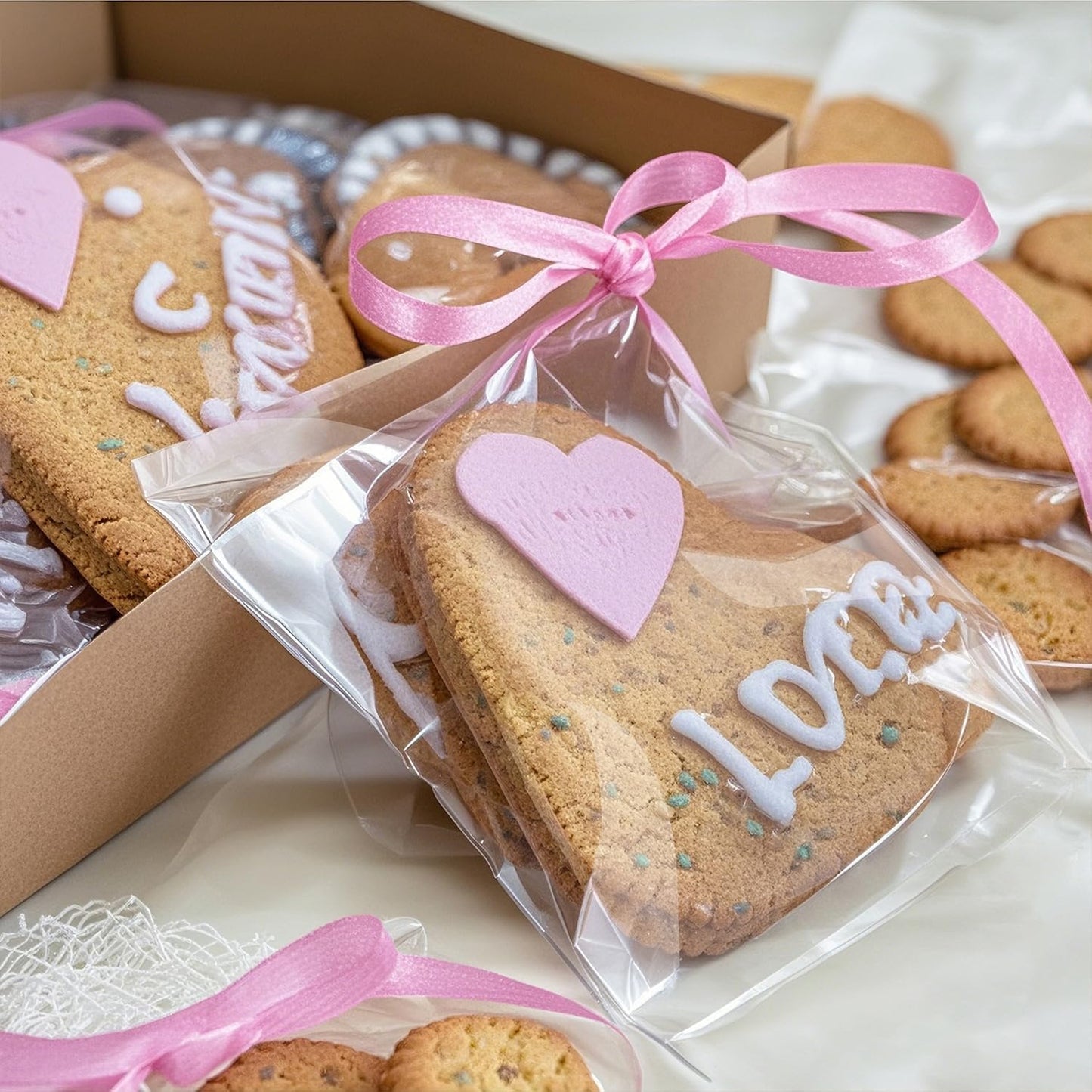 PigPotParty Cookie Bags 4''x 6", 100 Pcs Self Sealing Cellophane Treat Bags, Small Clear Plastic Goodie Bag for Gift, Snack, Party Favor, Candy