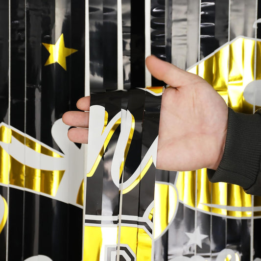 Gradution Party Suppiles Backdrop Decoration 2026, Claas of 2026 Streamer Tinsel Foil Fringe Curtains, Photo Booth Prop Backdrop, Black Grad Photo Backgrounds