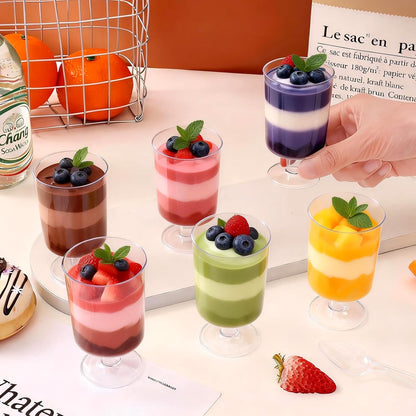 mwellewm 400 Pcs Dessert Cups with Lids and Spoons, 5 OZ Parfait Cups 3 OZ Plastic Desert Cups Clear Mini Shooter Cups for Party Reusable Small Appetizer Serving Fruit Cup Ice Cream Cake Pudding