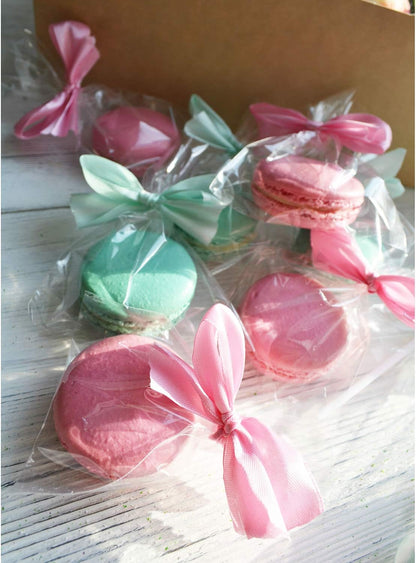 Cello Cellophane Treat Bags,5x7 Inches Clear Cellophane Bags 200 Pcs OPP Plastic Treat Bags with 200 Twist Ties for Gift Wrapping,Packaging Candies,Dessert,Bakery, Cookies, Chocolate,Party Favor