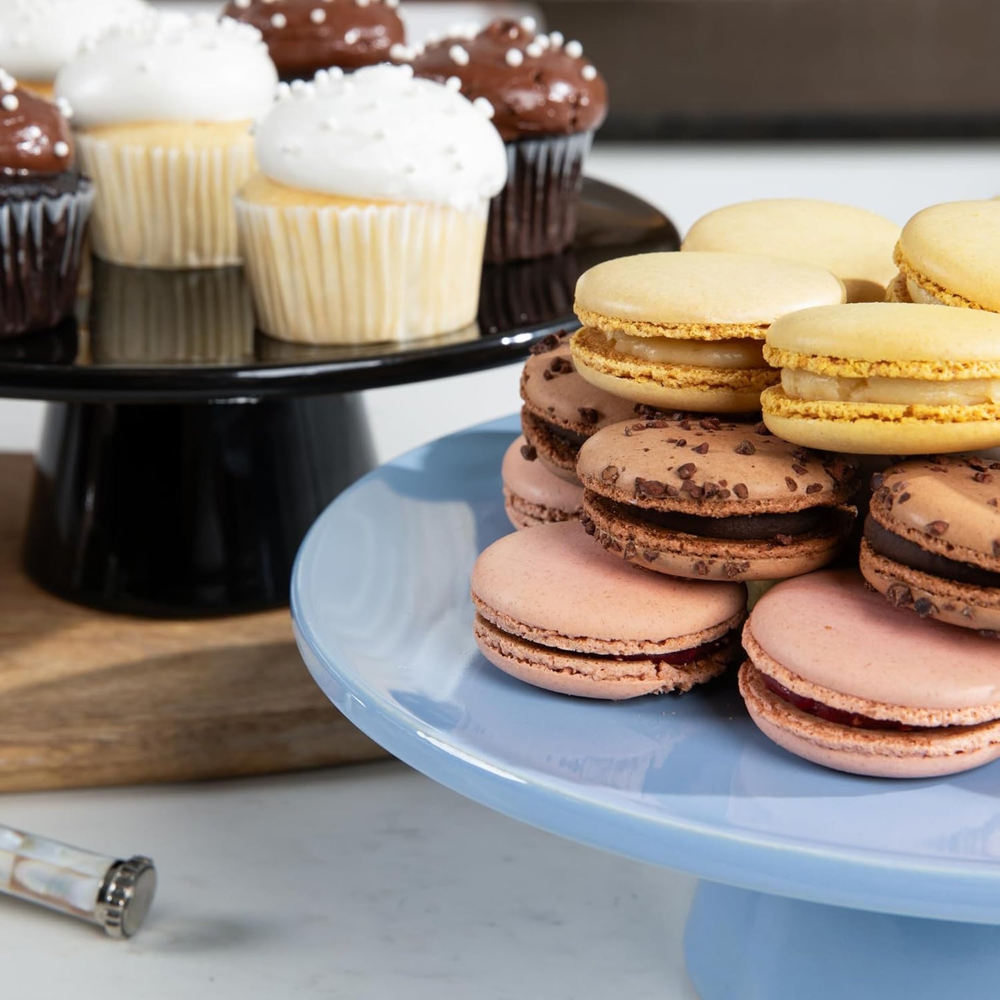 The Cake Stand – 10 Inch Gloss Ceramic Pedestal Cake Stand, Modern Footed Dessert Stand for Cakes, Cupcakes, Cookies & More (Periwinkle)