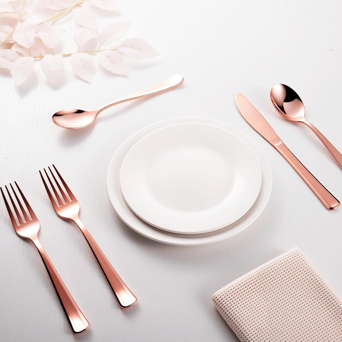 144 Pack Gold Premium Heavy Duty Plastic Silverware, 48 Forks, 48 Spoons, 48 Knives, For Catering, Parties, Dinners and Weddings, BPA-Free, Disposable Plastic Cutlery Set Utensils Set