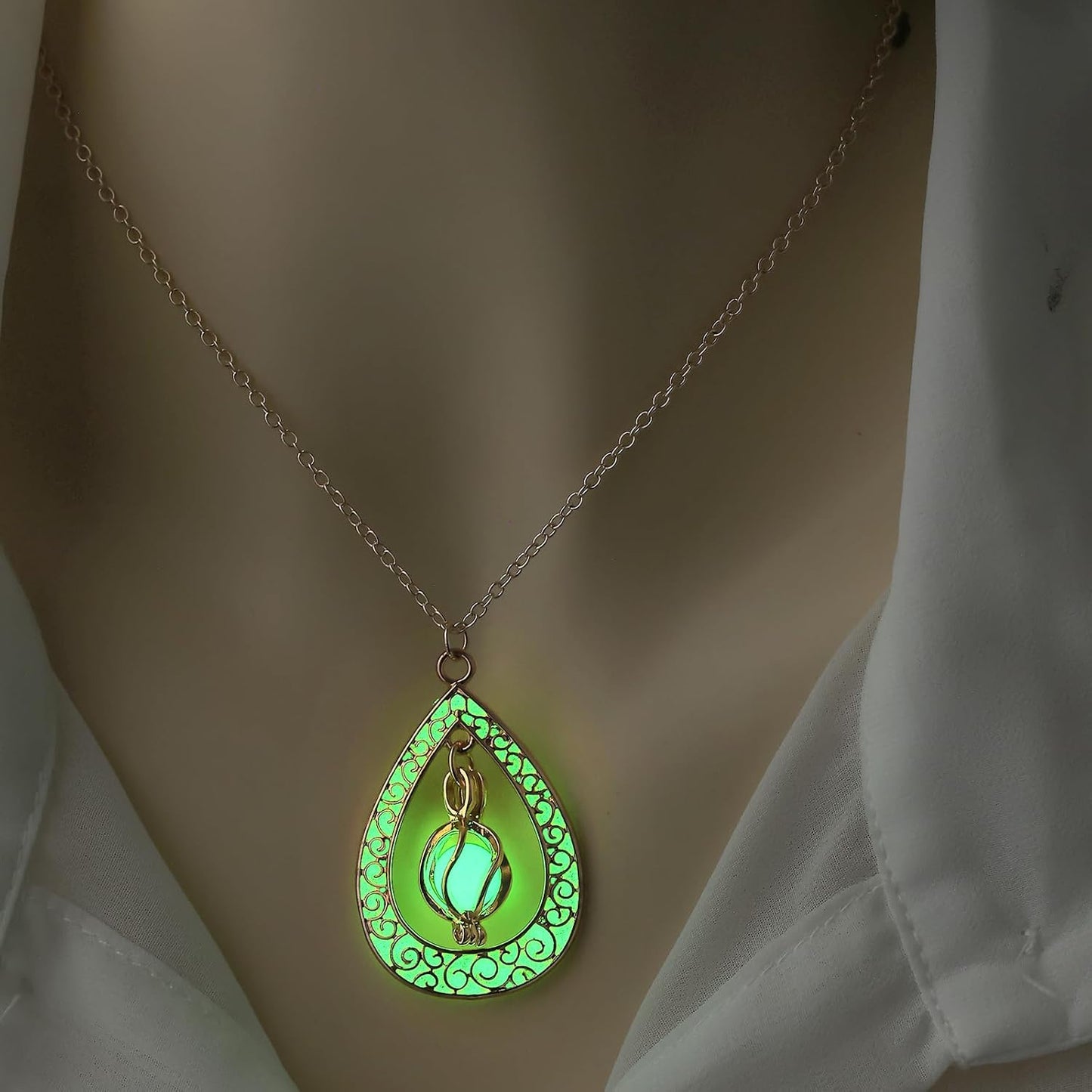 EEQQBZ Glow in The Dark Silver Teardrop shape necklace,Fantasy Glowing Jewelry Charm
