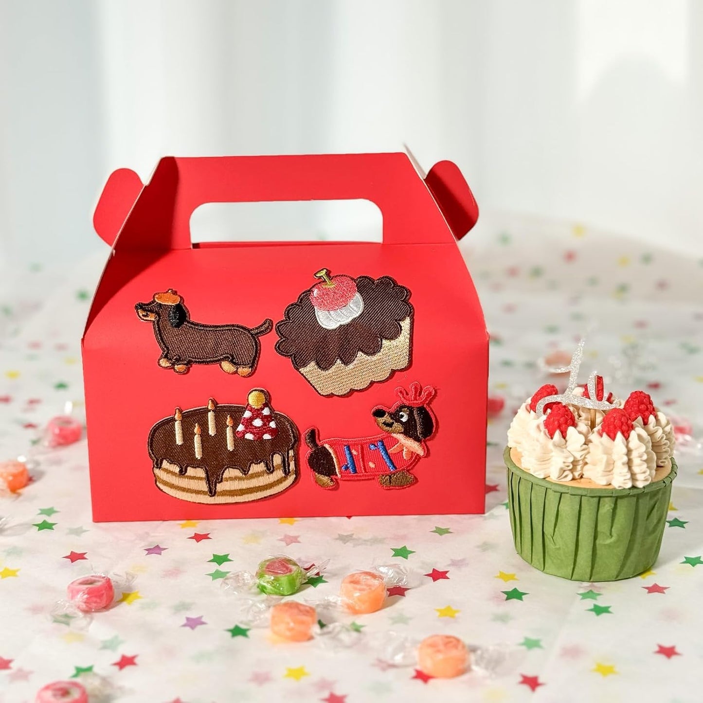 UnicoPak 30 Pack Party Favor Boxes Treat Boxes, White Gable Gift Boxes for Party Favors Goodies Cookies Treats Candies Meals Lunch, 6.5x3.5x3.5 Inches