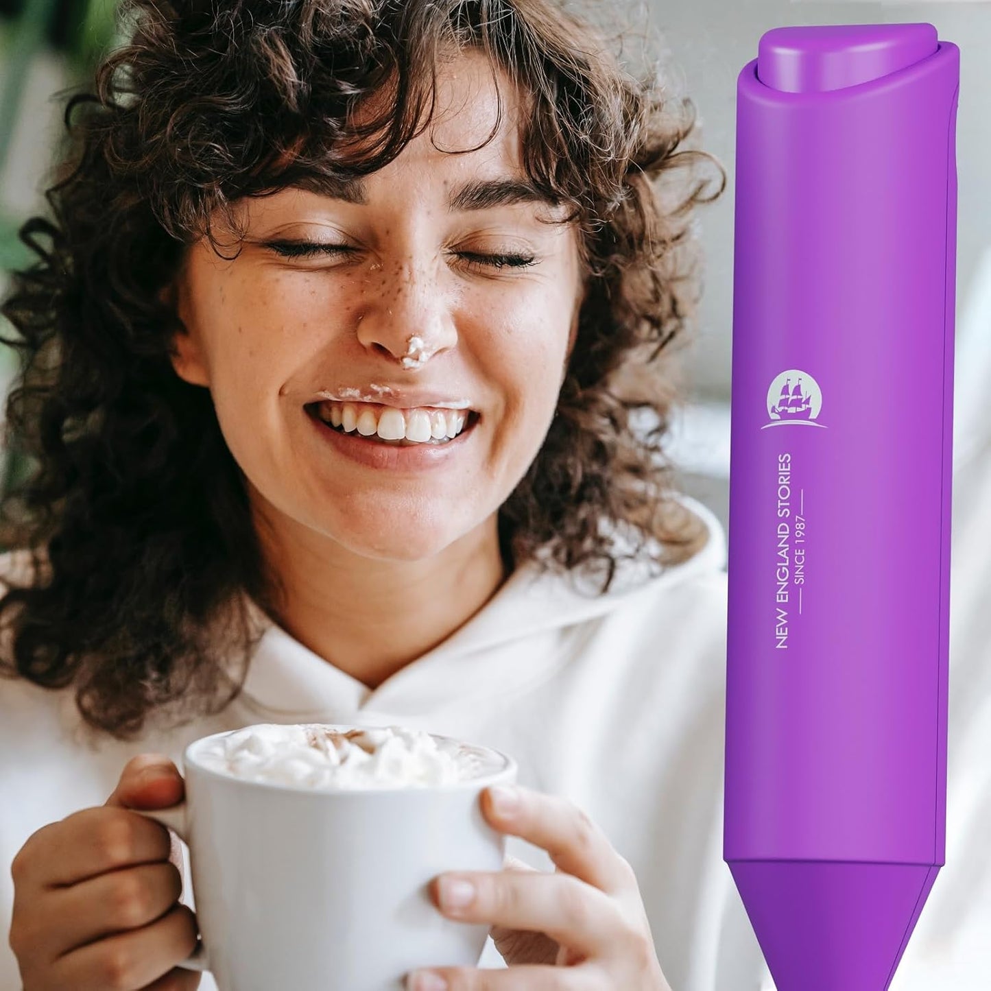 Powerful Milk Frother Wand - Mini Handheld Milk Frother with Stainless Steel Whisk - Battery-Powered Drink Mixer for Coffee, Lattes, Cappuccinos, Matcha - Coffee Enthusiasts Gift - Black