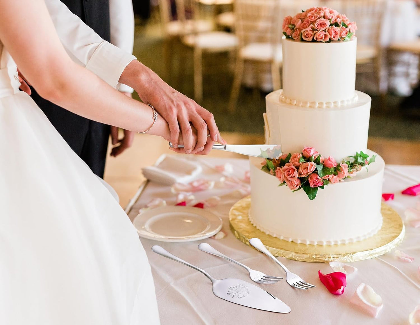 Wedding cake cutting set, Sliver Wedding Presents for Couples, 4 Pieces Set with Forks for Engagements, Bridal Shower Anniversary Engagement Presents For Mr and Mrs