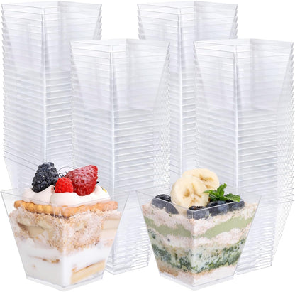 supernal 100pcs Square Plastic Dessert Cups (4oz) with 100pcs Mini Gold Spoons, Plastic Parfait Appetizer Cup, Medium Clear Dessert Cups Perfect for Cakes, Ice Cream, Desserts Appetizers
