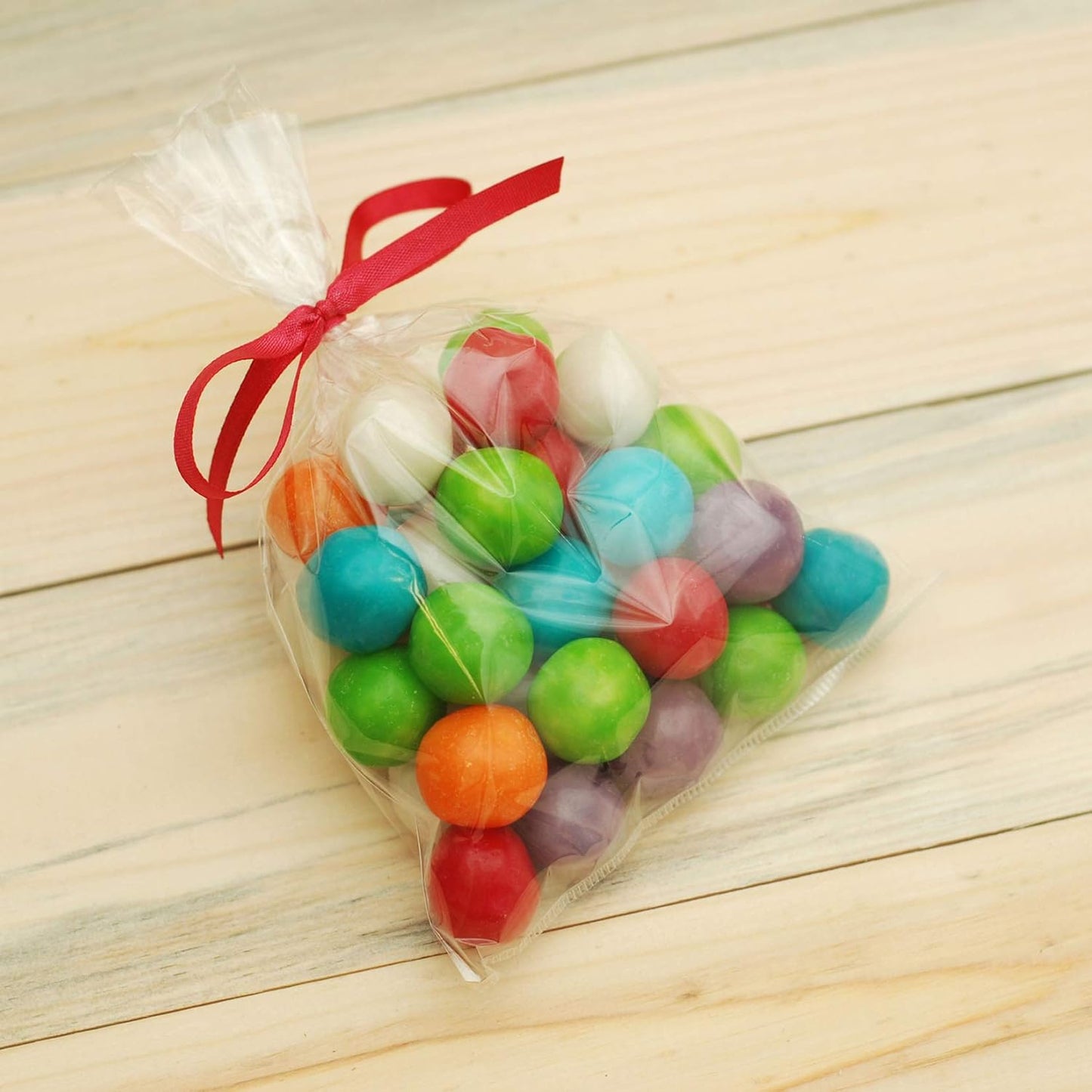Cello Cellophane Treat Bags,5x7 Inches Clear Cellophane Bags 200 Pcs OPP Plastic Treat Bags with 200 Twist Ties for Gift Wrapping,Packaging Candies,Dessert,Bakery, Cookies, Chocolate,Party Favor