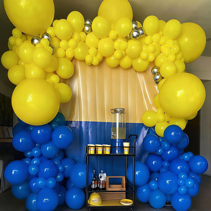 Black and Gold Balloons Garland Arch Kit, 134pcs Black and Metallic Gold Balloons with Different Size for 2026 Graduation Decorations, New Year, Birthday, Anniversary Party Decorations