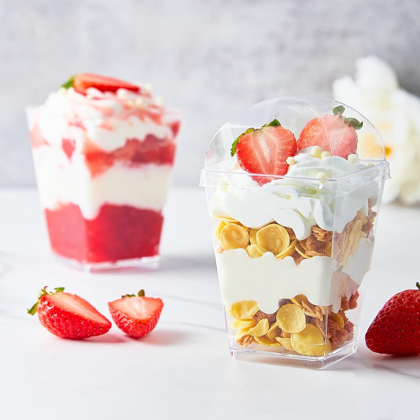 Kucoele 50 Pack 5 oz Dessert Cups with Lids and Spoons, Clear Plastic Parfait Appetizer Cups Dessert Shooters Party Serving Cups for Pudding Fruit Mousse and Yogurt