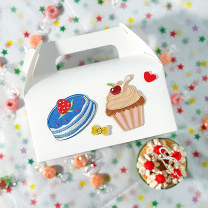 UnicoPak 30 Pack Party Favor Boxes Treat Boxes, White Gable Gift Boxes for Party Favors Goodies Cookies Treats Candies Meals Lunch, 6.5x3.5x3.5 Inches
