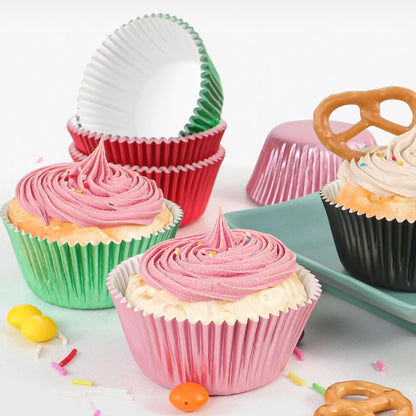Caperci Standard Cupcake Liners Gold Foil Muffin Baking Cups 150-Pack - Premium Greaseproof & Sturdy Cupcake Papers