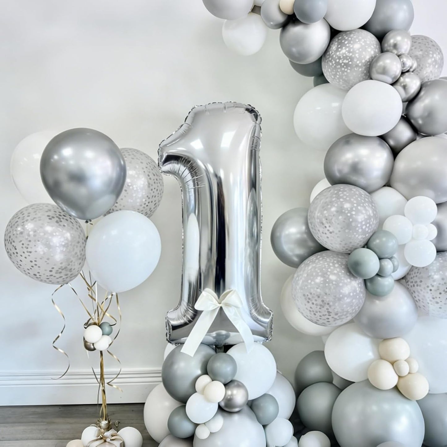 Silver Confetti Balloons 12 inch, Clear Latex Balloon 50pcs Party Balloons for Wedding Bridal Shower Engagement Graduation Birthday Party Decorations