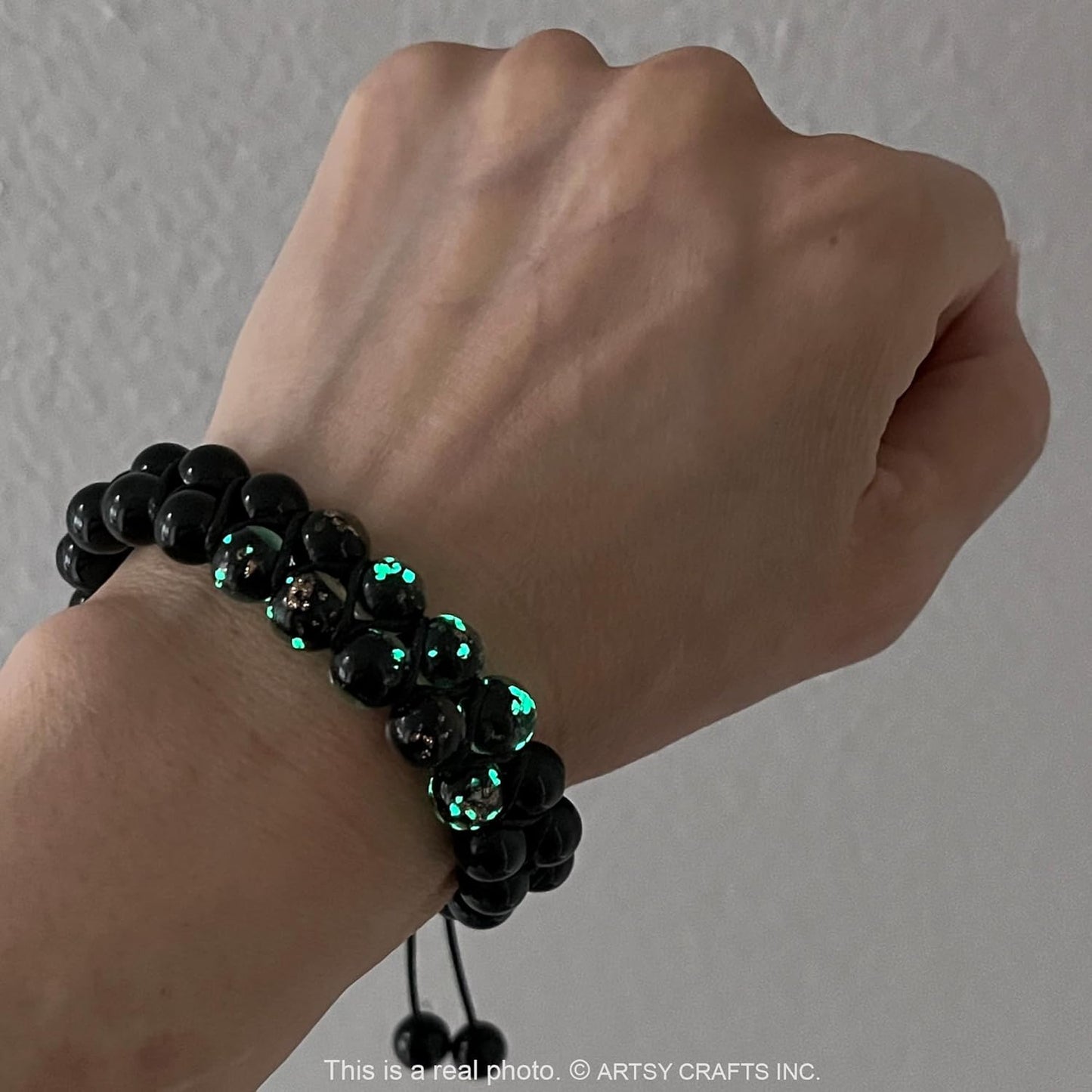 ARTSY Crafts Glow in The Dark Firefly Beads Bracelets, 7 Chakras Crystal Mermaid Glass Beaded Bracelets for Anti Anxeity Healing Energy Money Wealth Abundance Stackable Bangle Wristband