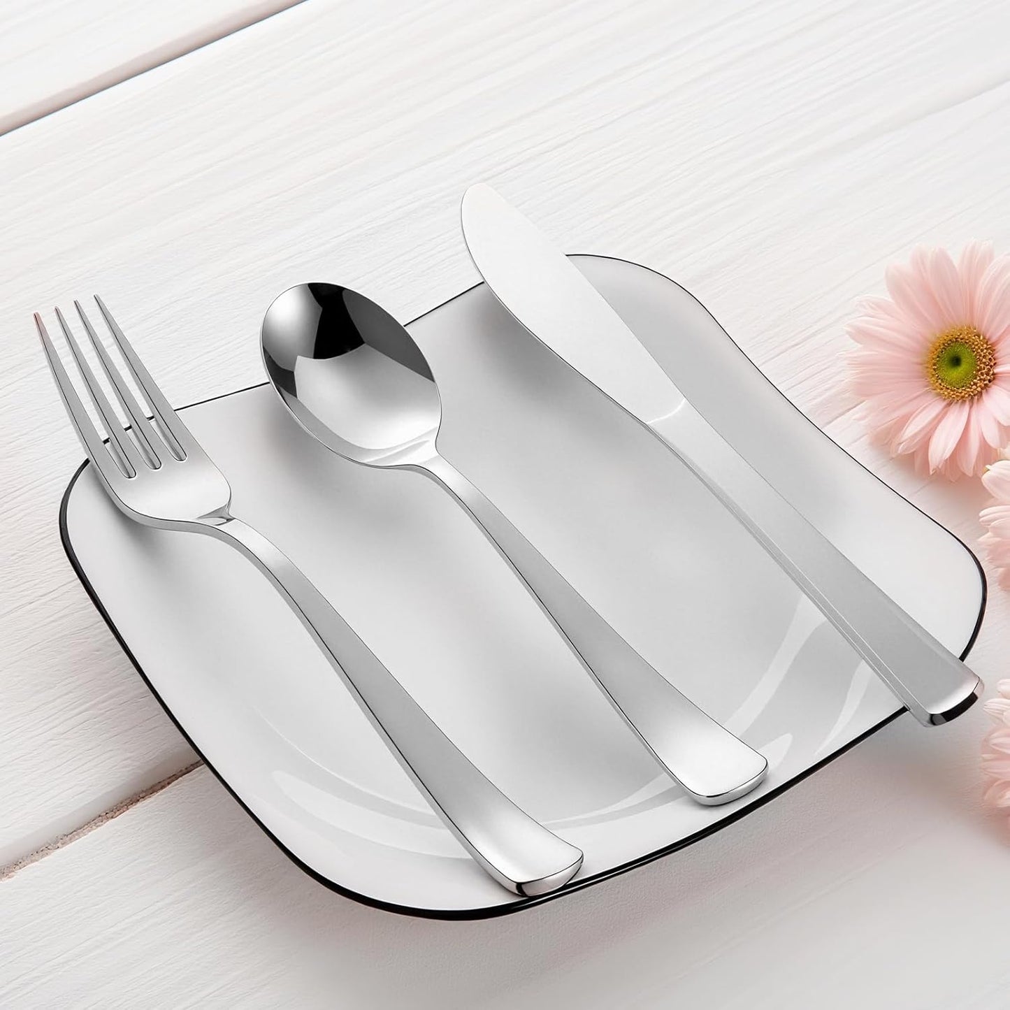 144 Pack Gold Premium Heavy Duty Plastic Silverware, 48 Forks, 48 Spoons, 48 Knives, For Catering, Parties, Dinners and Weddings, BPA-Free, Disposable Plastic Cutlery Set Utensils Set