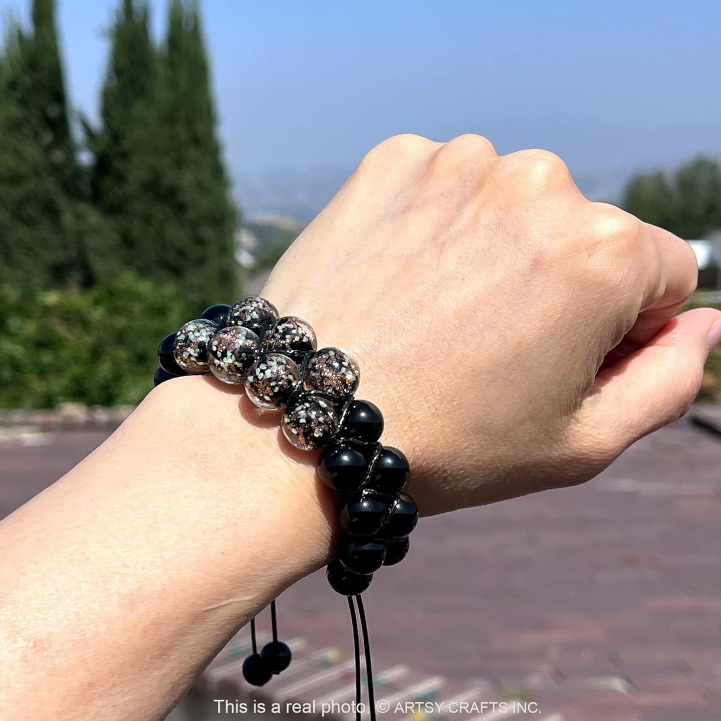 ARTSY Crafts Glow in The Dark Firefly Beads Bracelets, 7 Chakras Crystal Mermaid Glass Beaded Bracelets for Anti Anxeity Healing Energy Money Wealth Abundance Stackable Bangle Wristband