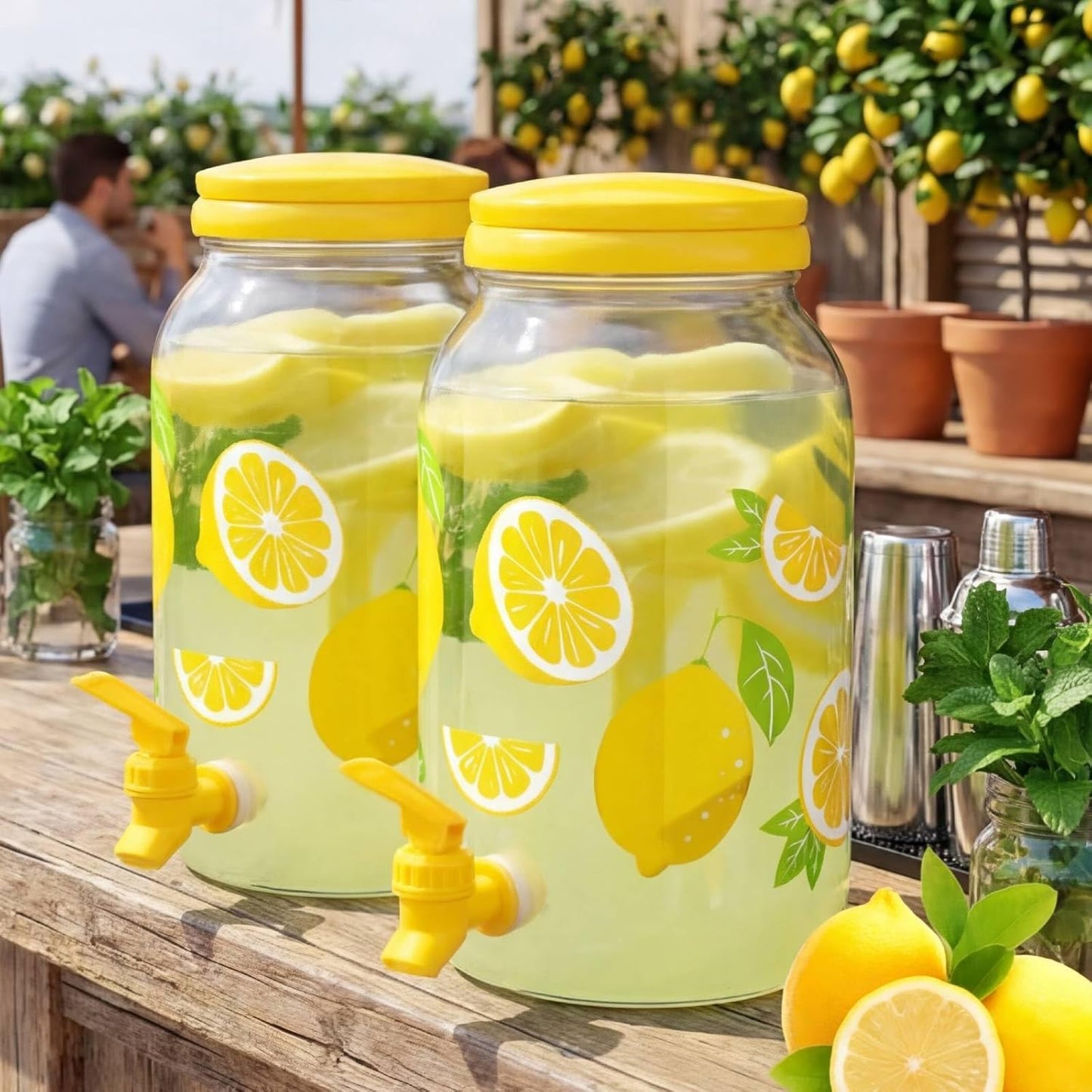 Havawish 2 Pcs 1 Gallon Plastic Beverage Dispenser with Spigot Clear Summer Kitchen Fridge Drink Dispenser for Parties Lemonade Juice Tea Beer Cold Water (Red,Cylinder)