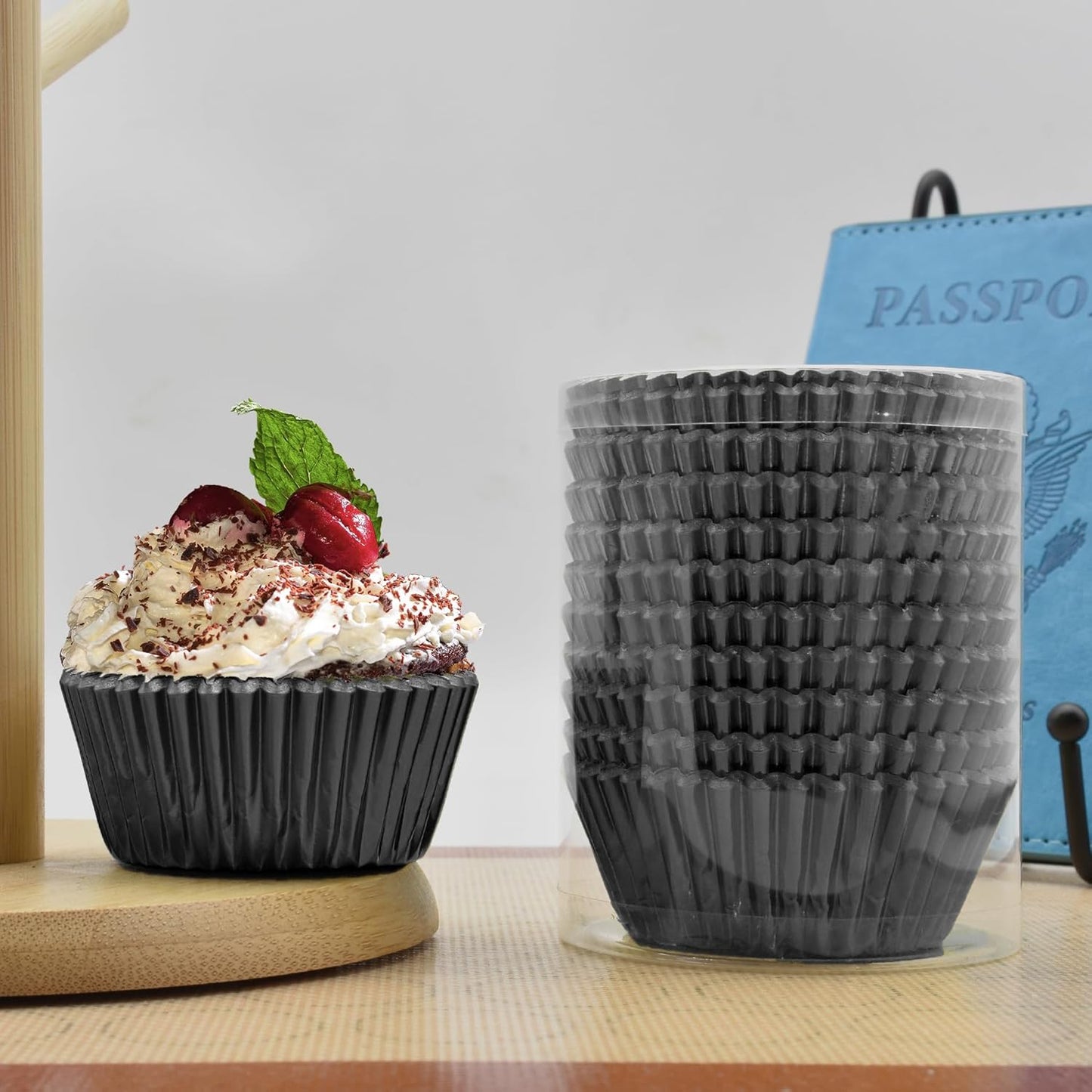 200 Pcs Gold Foil Cupcake Liners Standard Baking Cups Muffin Paper Cases