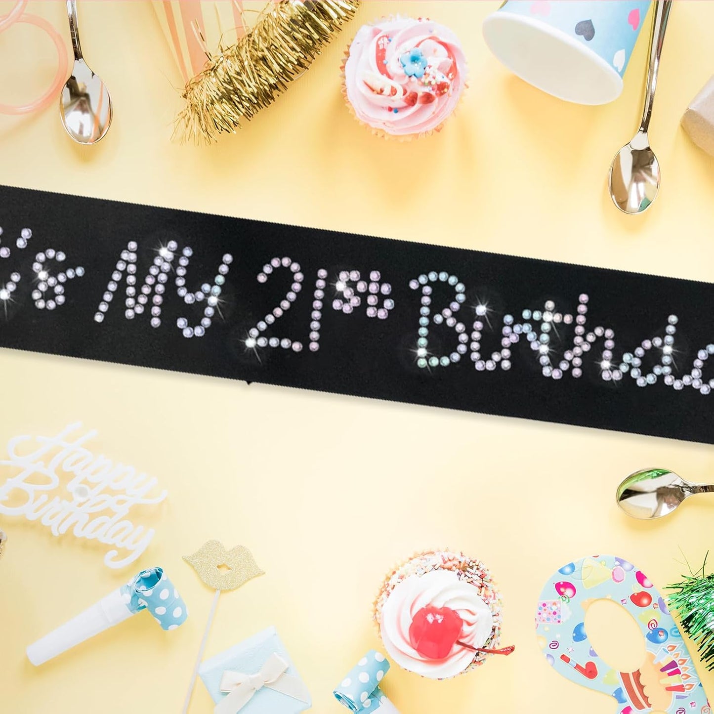 It's My 21st Birthday Sash, Black Satin Birthday Sash with Glitter Rhinestones Decorations for Girls or Women, Finally 21 Bday Sashes, Ideal Twenty One Gifts, Happy 21 Bday Party Decorations