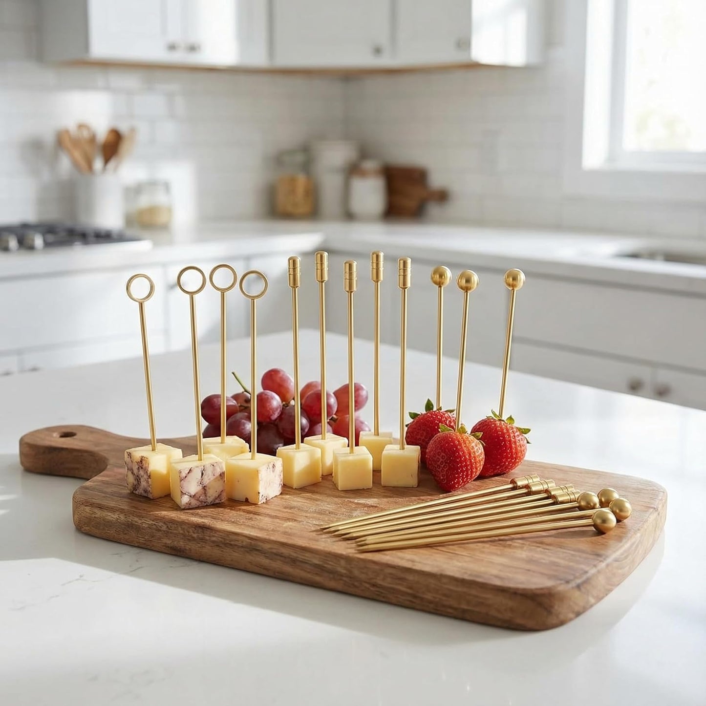 I-MART 15 Pack Stainless Steel Cocktail Picks Martini Olive Skewers, Reusable Metal Garnish Sticks for Drinks, Appetizers, Bloody Mary, Olives, Citrus, Fruit Decor (Gold, 4.25 Inch)