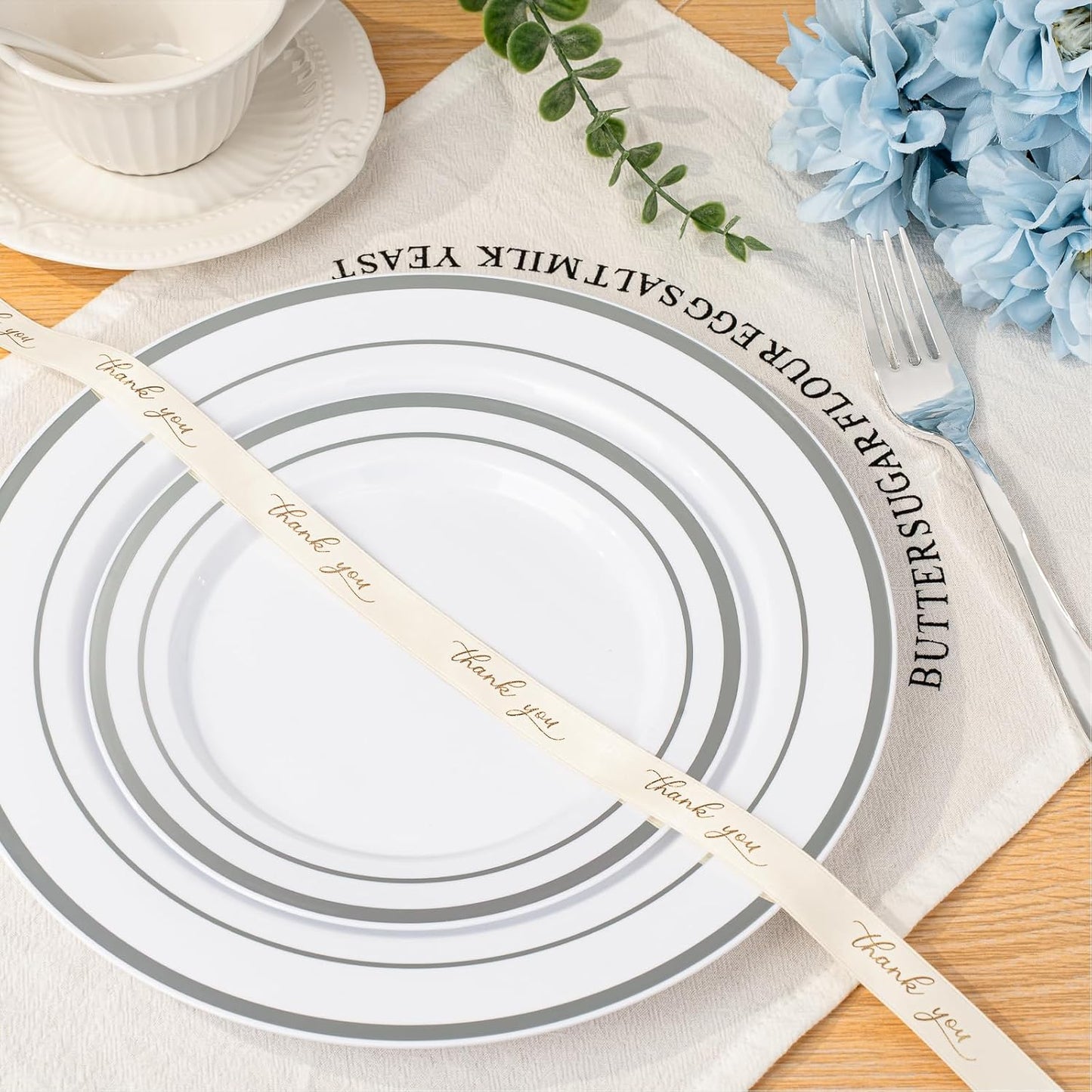 BESTVIP 350PCS Gold Plastic Dinnerware Set, Disposable Party Plates for 50 Guests, Include: 100 Plastic Plates, 50 Pre Rolled Napkins with Gold Silverware, 50 Cups