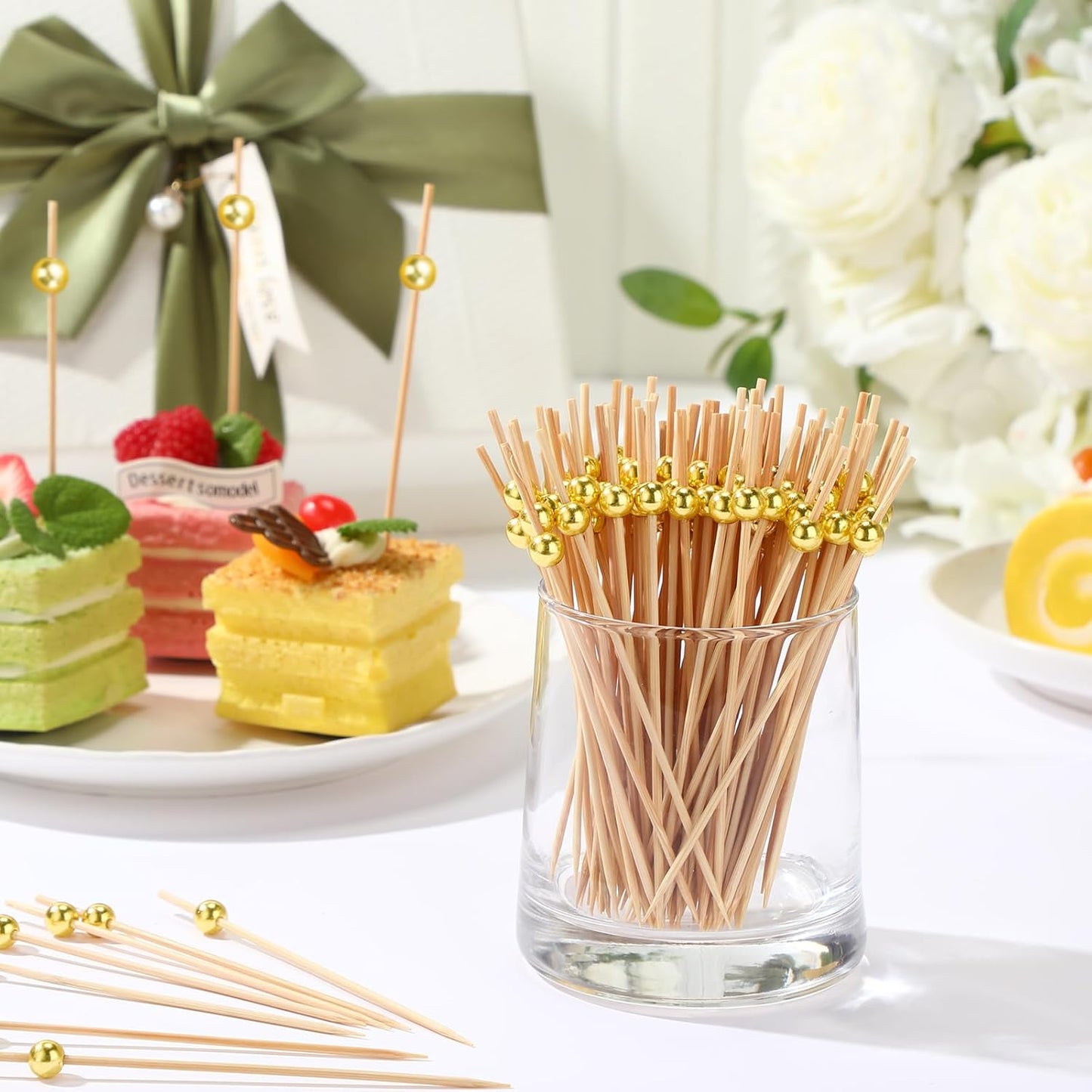 Reallnaive 600 Pcs Cocktail Pick Pearl Fancy Toothpick for Appetizer 4.7 Inch Long Skewer for Drink Fruit Food Bamboo Stick Wedding Bridal Shower Decoration Charcuterie Accessories (White)