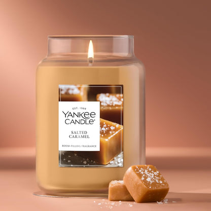 Yankee Candle Vanilla Cupcake, Scented Candle, 22oz Large Jar with up to 150 Hour Burn Time, Giftable, Birthdays
