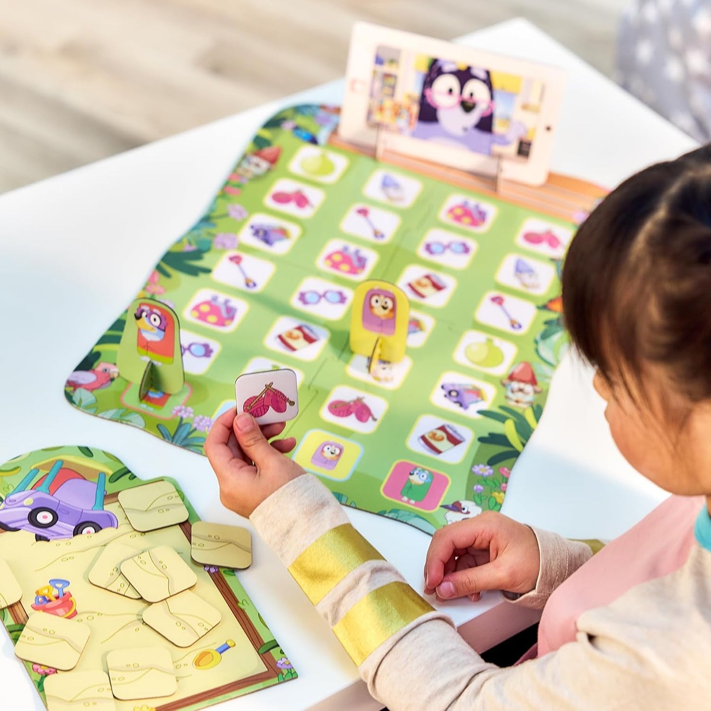 Bluey Fancy Restaurant Game, Join and Bingo as They Match Food Cards to Help Dad Prepare a Special Dinner for Mum, Serve up Fun While Building Memory and Matching Skills, Ages 3+, 2–4 Players