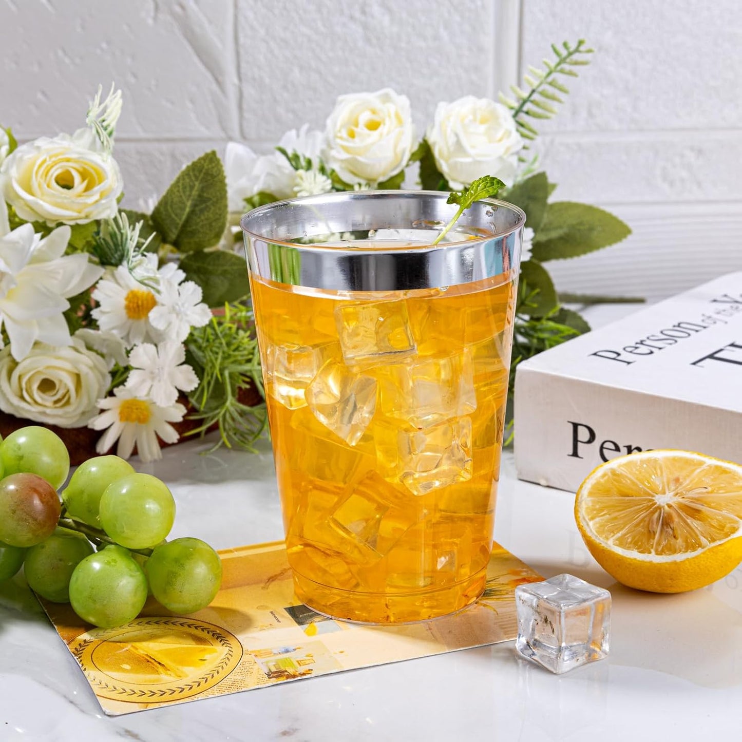 I00000 100 Pack 12 oz Gold Plastic Cups, Gold Rimmed Disposable Cups, Disposable Wine Glasses Cocktail Glasses Premium Cup with Golden Rim, 12 Ounce Plastic Tumblers for Party & Wedding