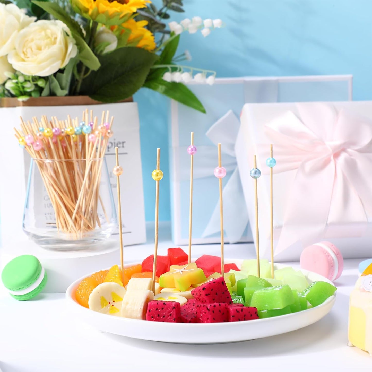 Reallnaive 600 Pcs Cocktail Pick Pearl Fancy Toothpick for Appetizer 4.7 Inch Long Skewer for Drink Fruit Food Bamboo Stick Wedding Bridal Shower Decoration Charcuterie Accessories (White)