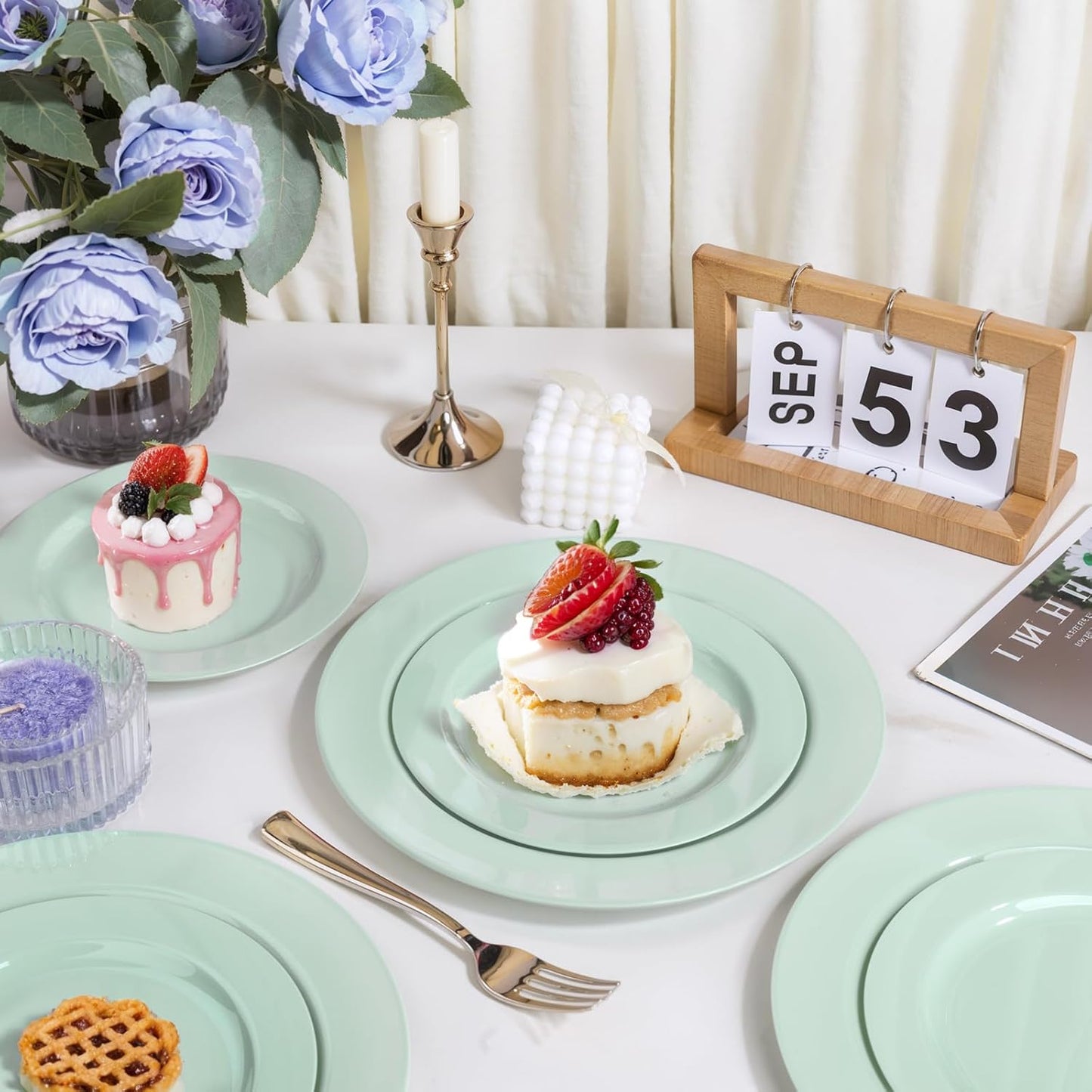 FLOWERCAT 60PCS White Plastic Plates - Heavy Duty White Disposable Plates for Mother's Day/Birthday Party/Wedding -serve for 30 guests Include 30PCS 10.25" & 30PCS 7.5" Plates for Party