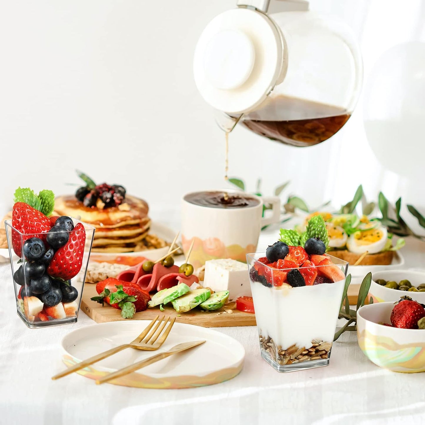 Eupako 200 Pack 5 OZ Plastic Mini Dessert Cups - Clear Small Parfait Cups, Square Appetizer Cups for Fruit, Pudding, Mousse, Ice Cream, Party, Wedding, Valentine's Day
