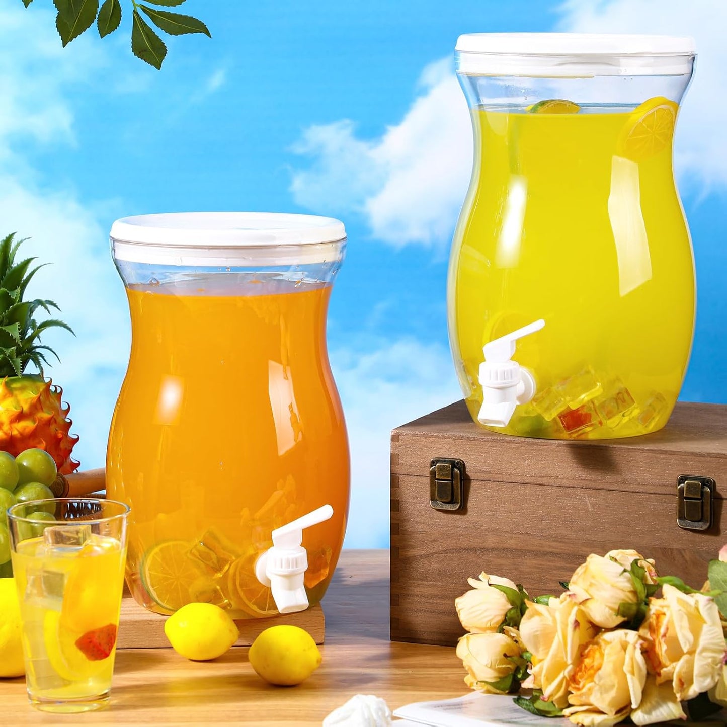 Havawish 2 Pcs 1 Gallon Plastic Beverage Dispenser with Spigot Clear Summer Kitchen Fridge Drink Dispenser for Parties Lemonade Juice Tea Beer Cold Water (Red,Cylinder)