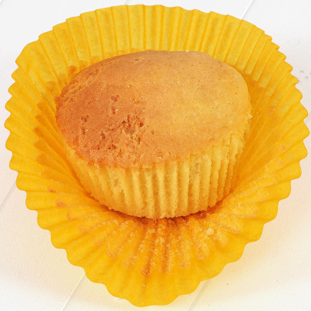 Caperci Standard White Cupcake Liners 500 Count, No Smell, Food Grade & Grease-Proof Baking Cups Paper