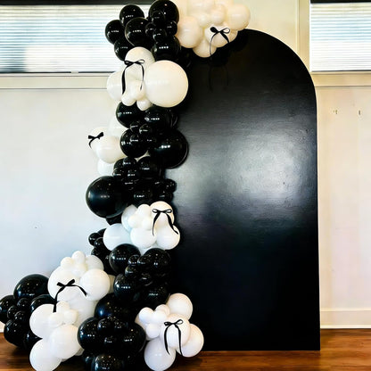 Black and Gold Balloons Garland Arch Kit, 134pcs Black and Metallic Gold Balloons with Different Size for 2026 Graduation Decorations, New Year, Birthday, Anniversary Party Decorations