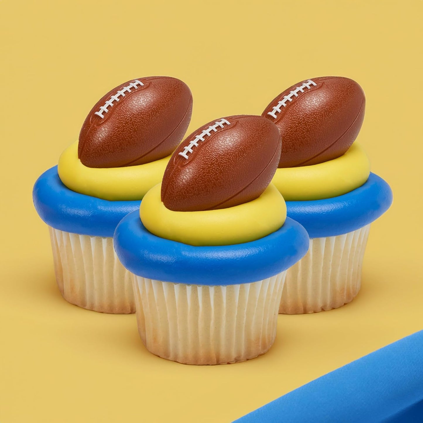 DECOPAC 3D Football Rings, Cupcake Decorations, Food Safe Cake Toppers – 24 Pack